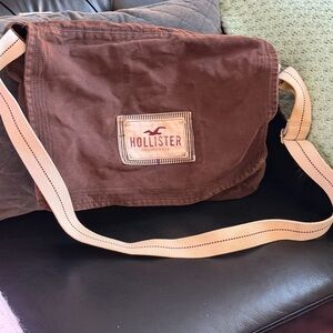 VINTAGE Hollister Chocolate Brown Messenger Bag